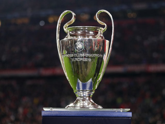Vue générale du trophée de la Ligue des champions avant le match du 19 avril 2023