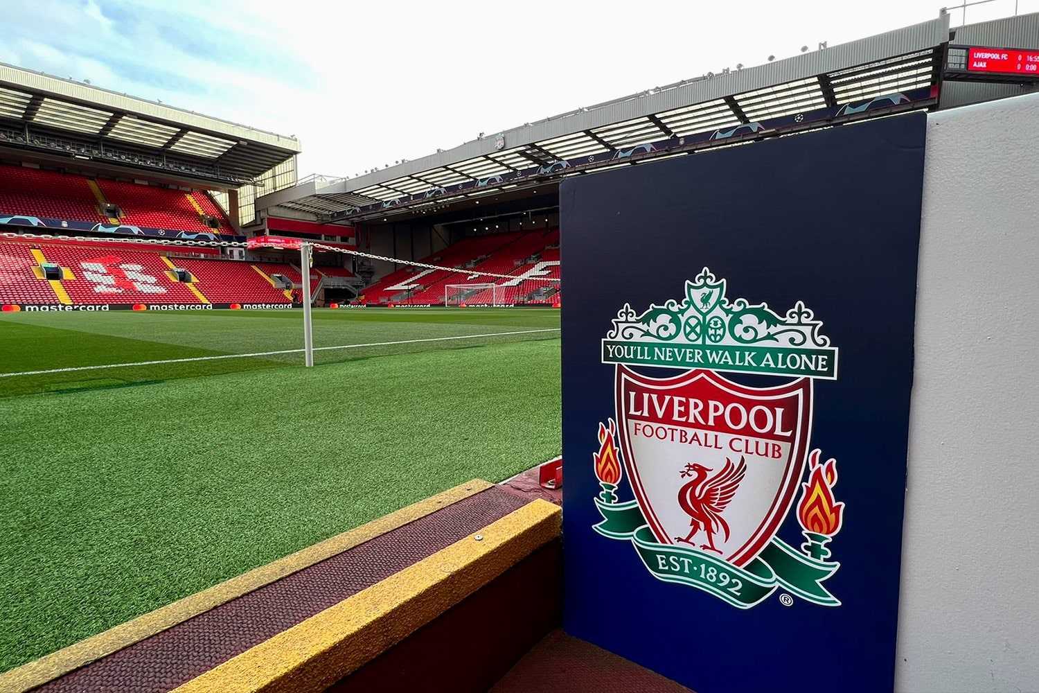L'attaquant Klopp qualifié de "joueur intelligent" devrait quitter Liverpool cet été