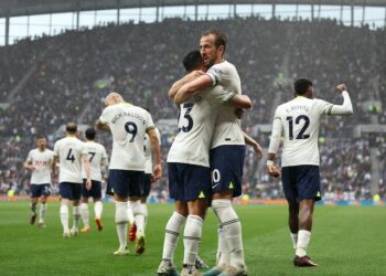Harry Kane célèbre le but de Tottenham Hotspur le 6 mai 2023