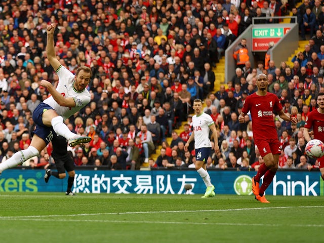 Harry Kane de Tottenham Hotspur marque contre Liverpool le 30 avril 2023