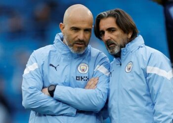 Enzo Maresca et Lorenzo Buenaventura, entraîneurs adjoints de Manchester City, photographiés le 17 mai 2023