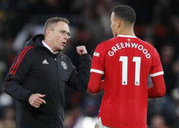 Le patron par intérim de Manchester United, Ralf Rangnick et Mason Greenwood, photographiés en décembre 2021