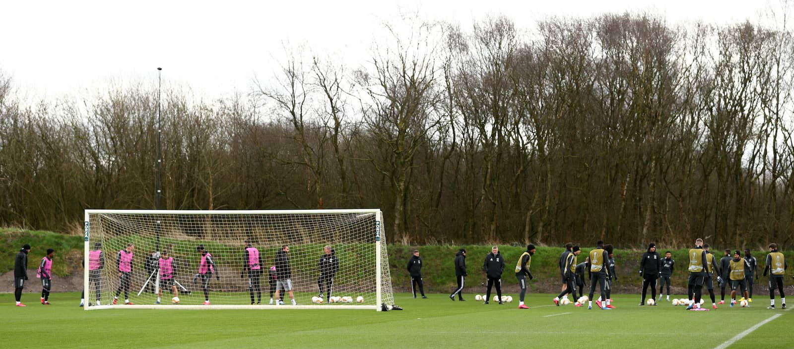 Manchester United s'apprête à combattre Newcastle et Arsenal pour le talent de 16 ans Romeo Akachukwu - News 24
