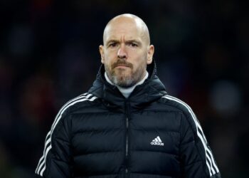 L'entraîneur de Manchester United, Erik ten Hag, photographié avant le match du 18 janvier 2023