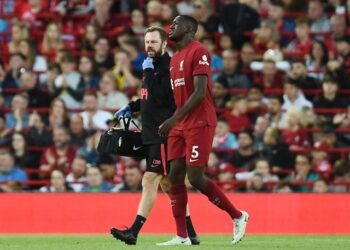 Ibrahima Konaté sort blessé pour Liverpool le 31 juillet 2022