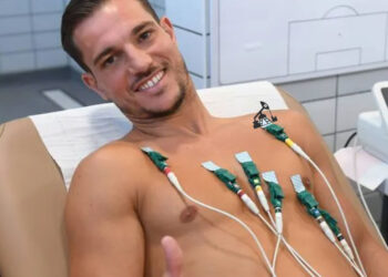 Photos de pré-saison + frais Xhaka augmentés