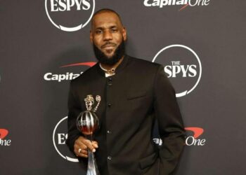 NBA, LeBron : « Je n’arrêterai pas, j’ai encore beaucoup de choses à donner »