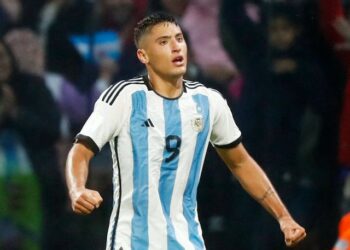 Alejo Veliz en action pour les moins de 20 ans argentins en mai 2023