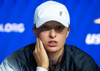 Iga Swiatek était à six semaines de rejoindre une liste illustre avant la défaite choc de l’US Open