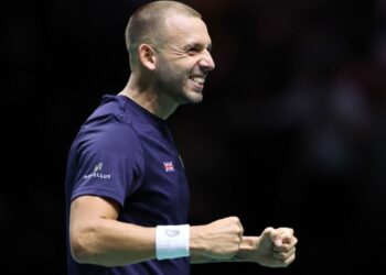 Dan Evans et Jack Draper licencient la Grande-Bretagne pour ouvrir la victoire en Coupe Davis