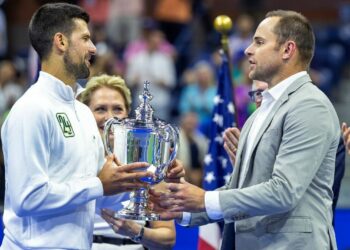 La légende du tennis Andy Roddick admet qu’il avait complètement tort à propos de Novak Djokovic