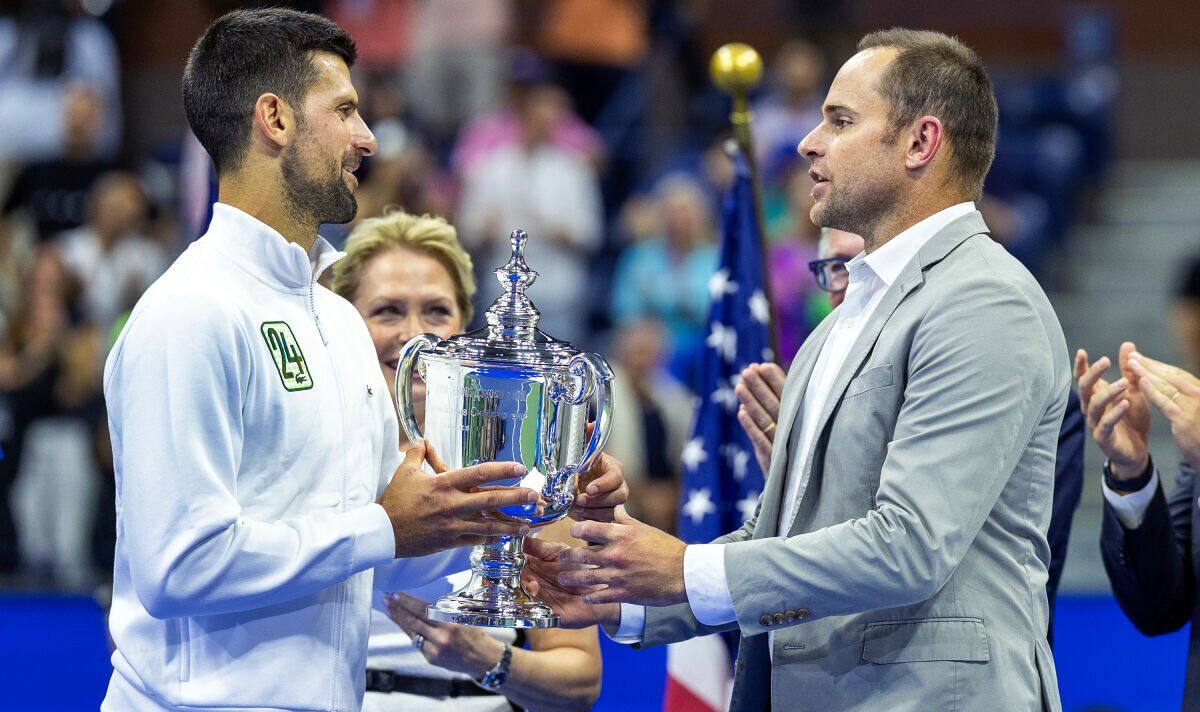 La légende du tennis Andy Roddick admet qu'il avait complètement tort à  propos de Novak Djokovic