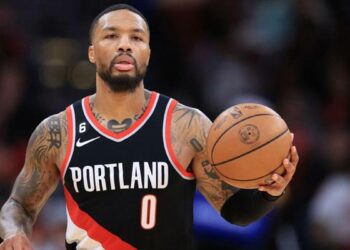 NBA, il reste un mois.  Lillard et Hield possibles tirs de dernière minute