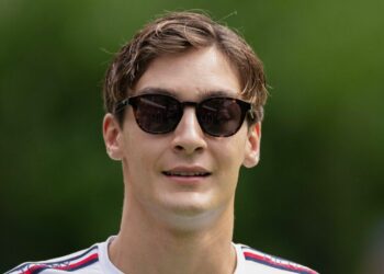 George Russell est revenu de la pause F1 avec une blessure secrète que même Toto Wolff ignorait