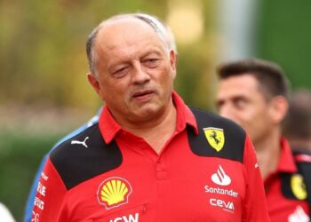 Vasseur : « Ferrari, bon départ ».  Verstappen : « Jamais dans une telle difficulté »