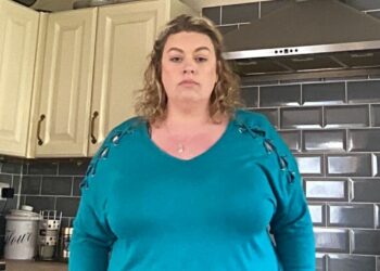 La future mariée lâche 9 pierres pour rentrer « enfin » dans sa robe de mariée