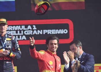 Sainz : Le podium de Monza en tant que pilote Ferrari est le plus beau