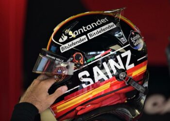 Vol de montre à Sainz, arrestation des voleurs bloqués par le pilote Ferrari F1 confirmée