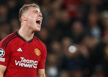 "Il vit de restes" : Daniel Sturridge conseille à Rasmus Hojlund de discuter avec ses coéquipiers pour mettre fin aux problèmes de but - Man United News And Transfer News