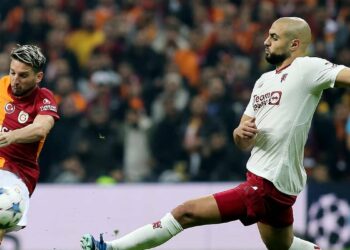 Sofyan Amrabat continue de décevoir sous un maillot de Manchester United - Man United News And Transfer News