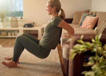 Comment se débarrasser des ailes de bingo à la maison – un expert en fitness recommande le meilleur exercice