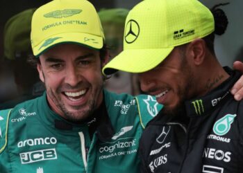 Lewis Hamilton risque de raviver la querelle de Fernando Alonso avec une remarque de « copie » bon marché