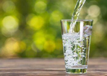 Régimes : 4 conseils simples pour vous désintoxiquer après Noël