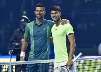 Carlos Alcaraz tire un avertissement olympique pour rivaliser avec Novak Djokovic