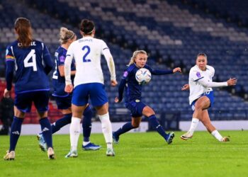 L'Angleterre bat l'Écosse 6-0 dans un match « à perdre », mais l'équipe britannique ne parvient pas à décrocher sa place aux Jeux olympiques |  Football |  sport