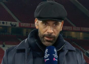Man Utd : Rio Ferdinand met la pression sur deux étoiles après la défaite du Bayern |  Football |  sport