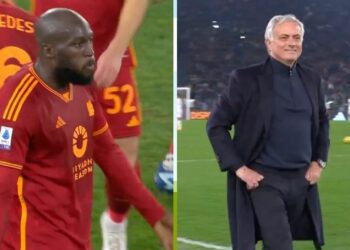 Romelu Lukaku expulsé pour avoir cassé son rival alors que Jose Mourinho s'est exposé lors d'un affrontement chaotique avec la Roma |  Football |  sport