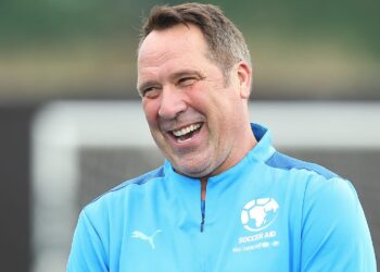 "Si vous le regardez" – Seaman dit que les joueurs d'Arsenal peuvent apprendre beaucoup de l'as "cohérent" de Liverpool