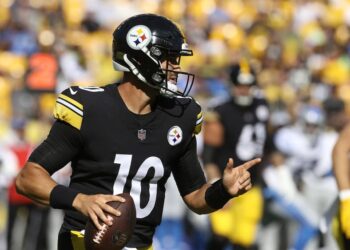 Mitchell Trubisky Steelers pic