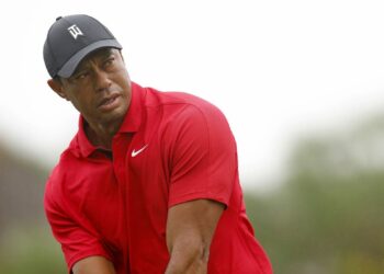Tiger Woods se sépare de Nike après 27 ans alors que l’icône du golf publie une déclaration émotionnelle