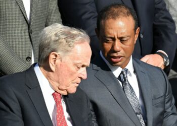 Tiger Woods rejeté par son idole du golf alors que ses chances majeures sont évaluées