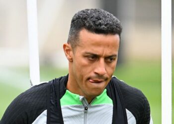 Liverpool news : le père de la star « laisse entendre » que la star de 25 millions de livres sterling suivra Klopp hors d'Anfield |  Football |  sport