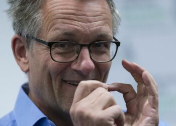 Le Dr Michael Mosley conseille de « réduire » quatre aliments au petit-déjeuner pour perdre du poids