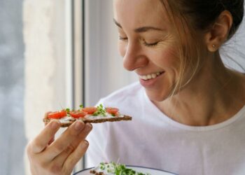 Meilleurs moments de la journée pour prendre le petit-déjeuner et le dîner afin de « réduire la graisse du ventre »