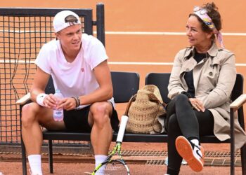 La mère de Holger Rune brise le silence en quittant l’équipe de Dane