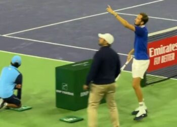 Daniil Medvedev contraint de quitter le terrain suite à un accident inhabituel au Indian Wells Masters