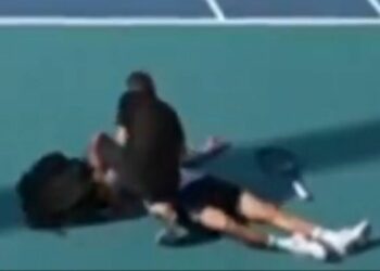 L’as de l’Open de Miami s’effondre au milieu du match alors que les médecins se précipitent sur le terrain