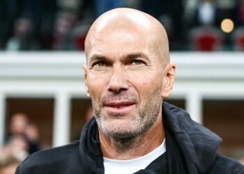Man Utd : la position de Zinedine Zidane alors que les « pourparlers ont eu lieu » avec le bras droit de Jim Ratcliffe |  Football |  sport