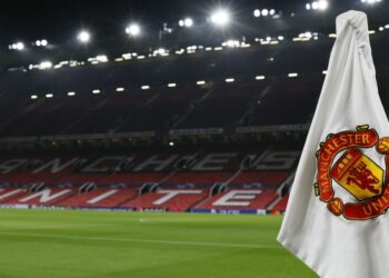 Man Utd « regrette » alors que les Red Devils sont poursuivis en justice par le personnel pour des fuites de salaire cauchemardesques |  Football |  sport