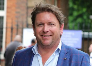 James Martin a perdu trois pierres en mangeant le même repas deux fois par jour