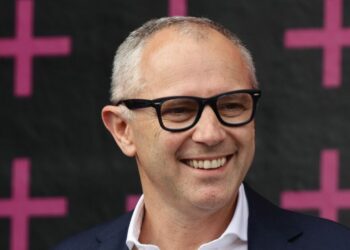 La F1 se rapproche de la confirmation d’un nouveau Grand Prix alors que Stefano Domenicali a des discussions clés à Imola