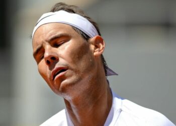 Rafael Nadal est accueilli froidement avant Roland-Garros avec trois joueurs devant lui