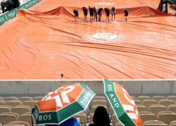 Roland-Garros LIVE : la météo provoque le chaos alors que Nick Kyrgios publie un message crypté