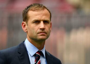 L'ancien chef de la Premier League rejette l'interdiction de transfert entre Newcastle United et Man United - Man United News And Transfer News