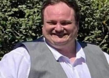 « Je ne pouvais pas monter dans les manèges de Disney World – cela a gâché mon voyage et j’ai dû changer de vie »