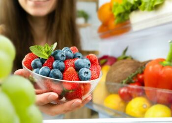 Une nutritionniste partage des échanges alimentaires faciles pour éviter de trop manger